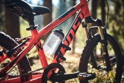 Fidlock TWIST Uni Base - Noir 16 Fidlock TWIST Uni Base - Noir -Porte vélos Soldes Magasin 09620 fidlock TWIST uni base outdoor 03 scaled