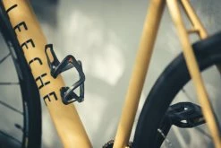 Granite Porte-bidon Aux Carbon 5 Granite Porte-bidon Aux Carbon -Porte vélos Soldes Magasin DSC08608 scaled